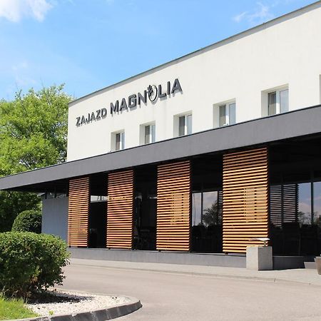 Zajazd Magnolia-Airport Modlin Pomiechówek Buitenkant foto